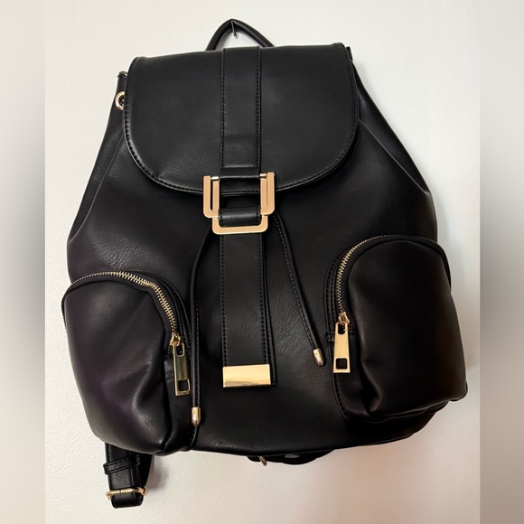 Alyssa Handbags - Chic Black Backpack with Gold Accents Buttery Smooth🖤